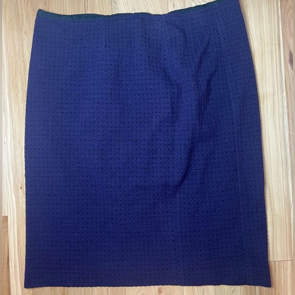 Nanette Lepore Cassis Knit Pencil Skirt Purple Black Textured Size 14 Buttons - Picture 4 of 10